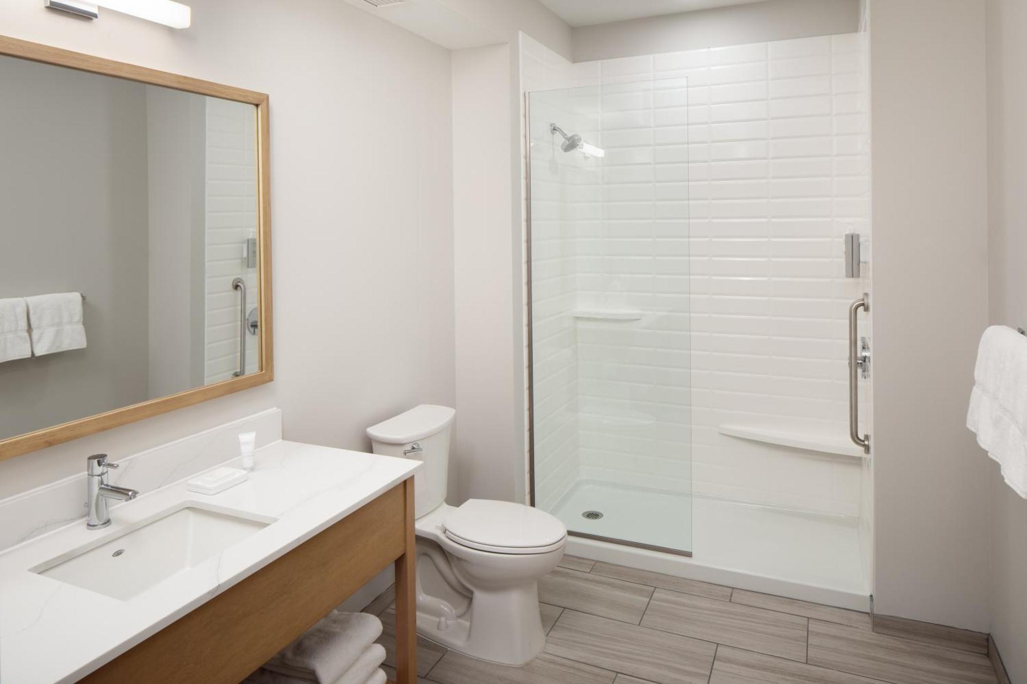 Hotel Ursa Orono Экстерьер фото